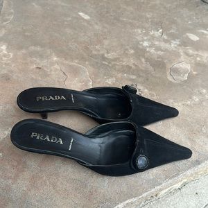 prada small heels